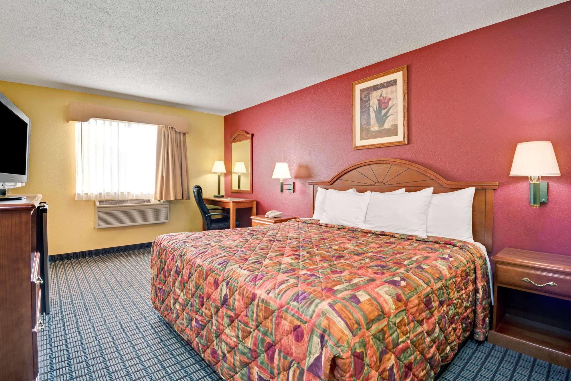 Days Inn By Wyndham Torrington Esterno foto